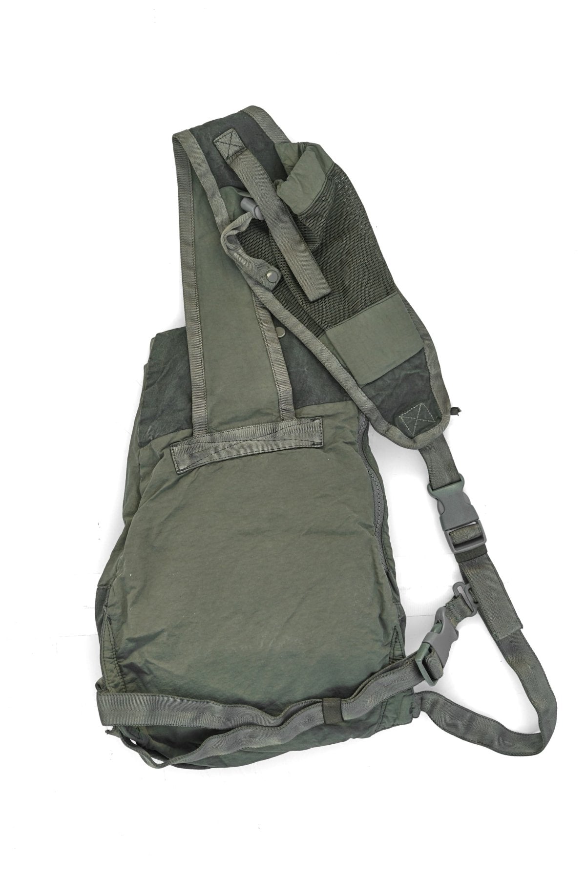 C.P. COMPANY - BA-TIC MIXED CROSSBODY RUCKSACK - THYME