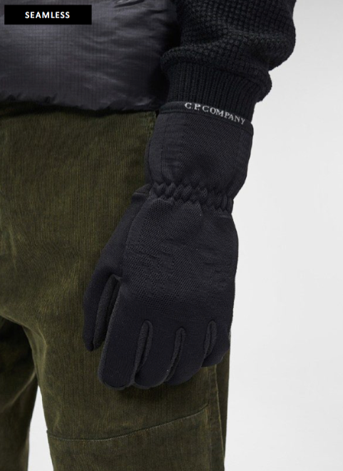 C.P. COMPANY - SEAMLESS GLOVES - BLACK