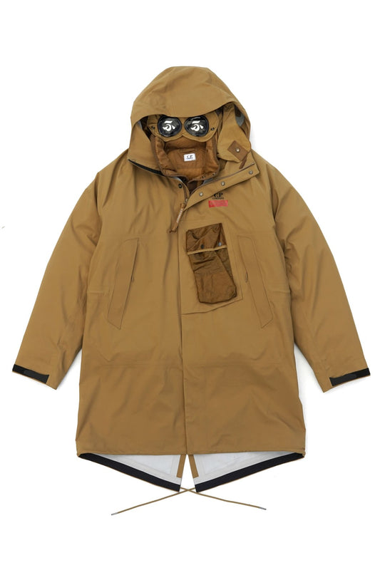 C.P. COMPANY - GORE-TEX 3L INFINIUM MIXED GOGGLE DOWN PARKA - CUMIN