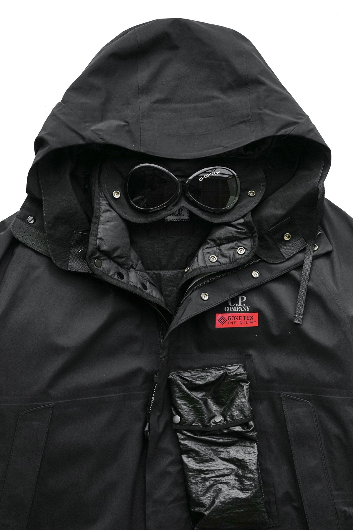 C.P. COMPANY - GORE-TEX 3L INFINIUM MIXED GOGGLE DOWN PARKA - BLACK