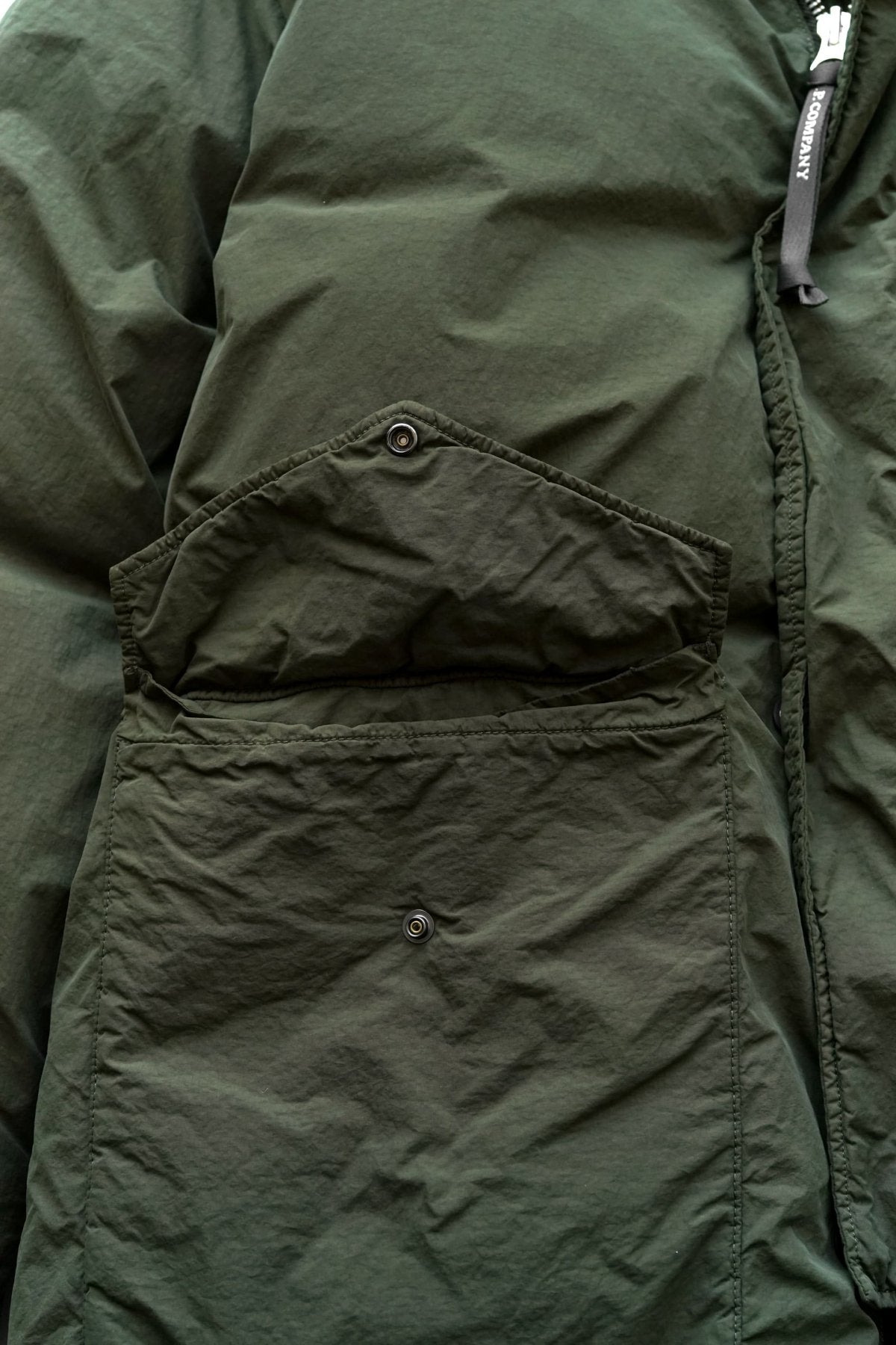 C.P. COMPANY - FLATT NYLON DOWN PARKA - IVY GREEN