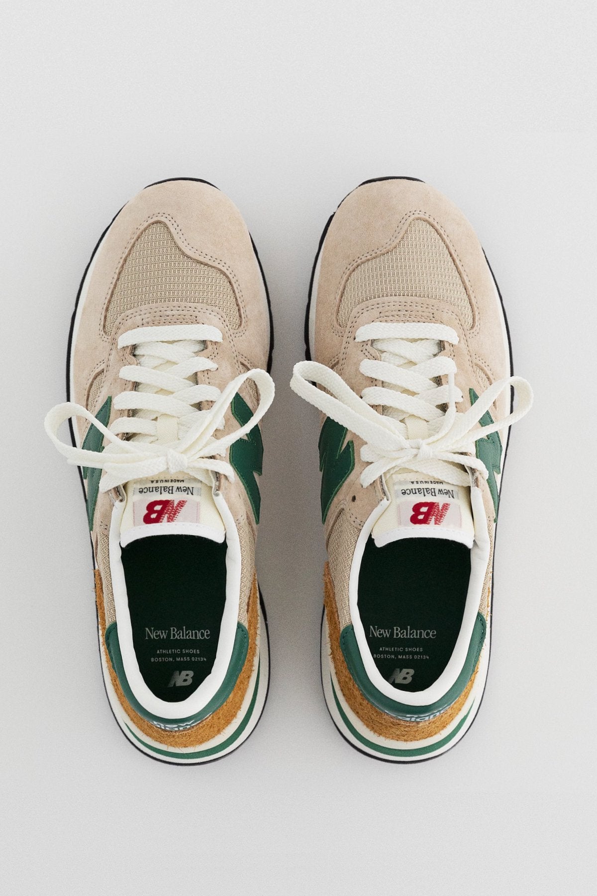 New Balance - M990 TG1 - BROWN