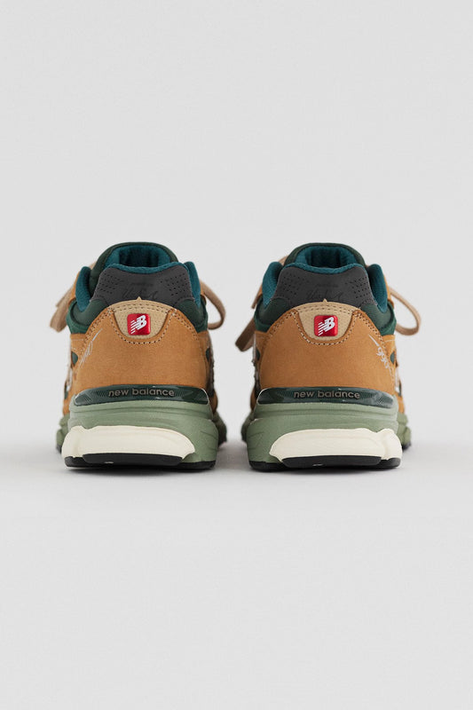 New Balance - M990 WG3 - BROWN