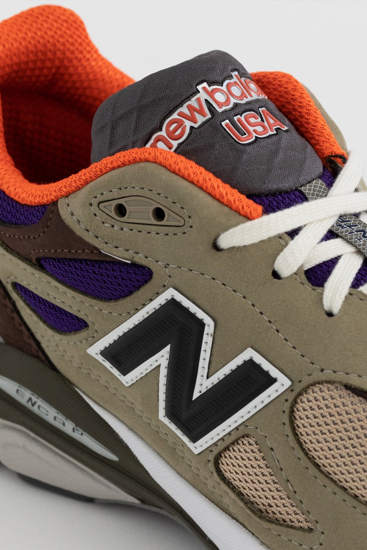 New Balance - M990BT3 - BROWN